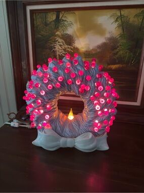 Vintage Lighted ceramic Christmas Wreath – Purple & White Ceramic